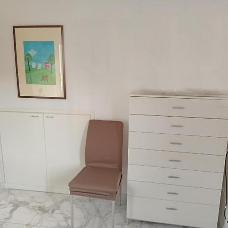Appartamento 50 Mt Mare Con Parcheggio Riservato Riva Ligure Esterno foto
